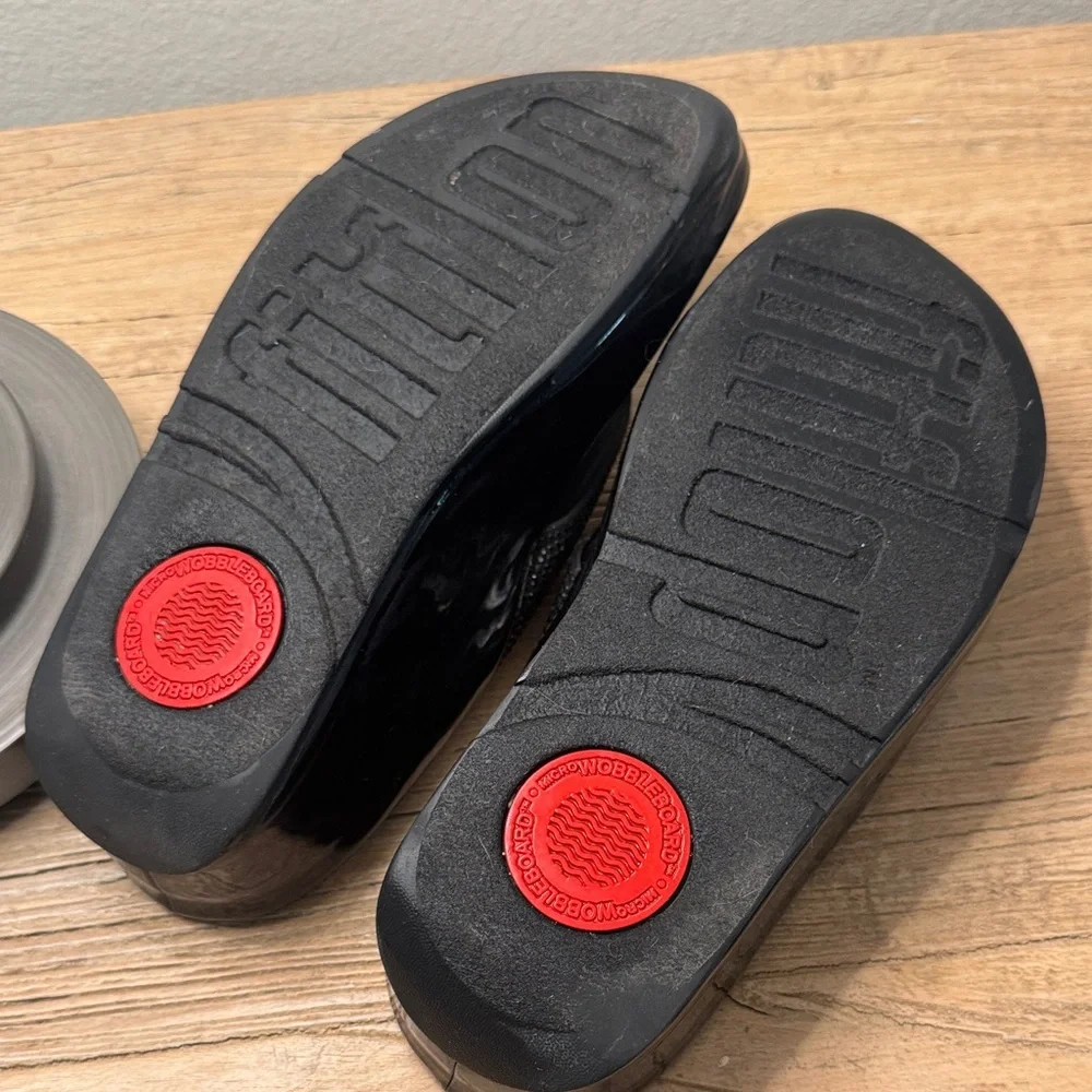 FitFlop Black Beaded Women's Sandals - Picture 6 of 16